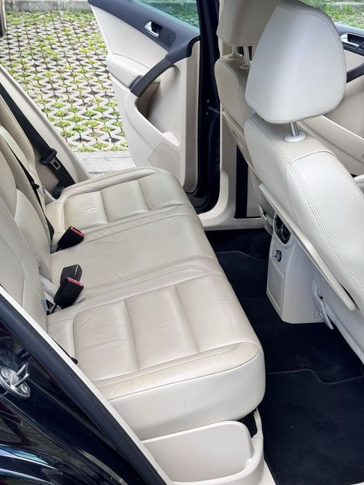 VW Tiguan 4x4 5 butoane