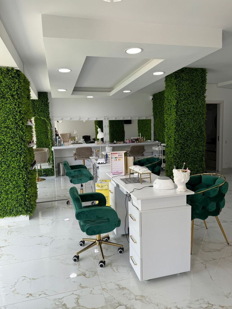 Preluare/ vanzare afacere salon infrumusetare