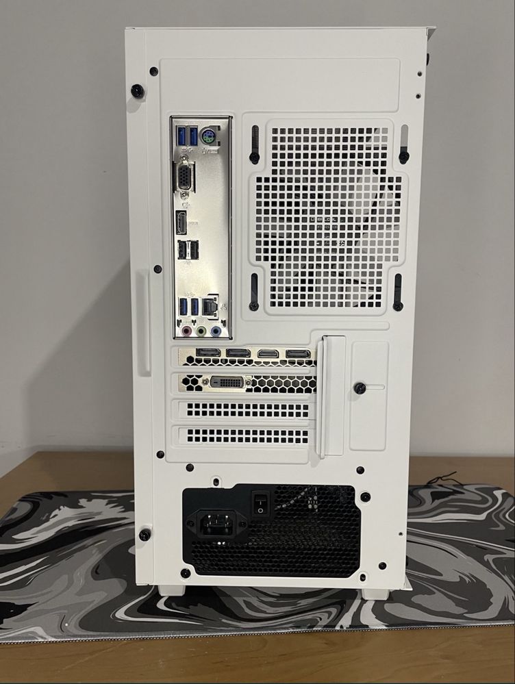 Геймърски компютър Ryzen5 2600/gtx1070 8GB/RAM 16GB/512GB SSD