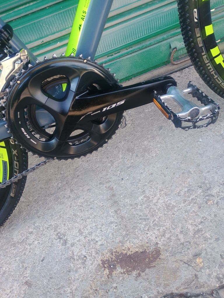 Cube Cross Race 28 цола Главел