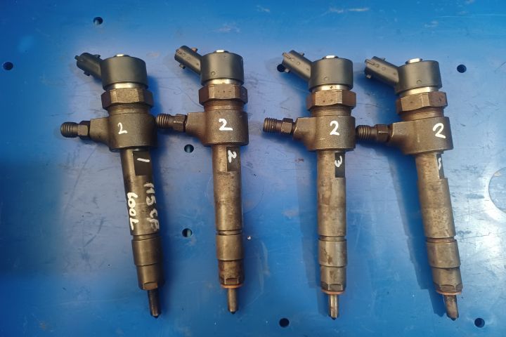 Set injectoare 0445110119 1.9 JTD MX1253 Alfa Romeo 147 1 [facelift]