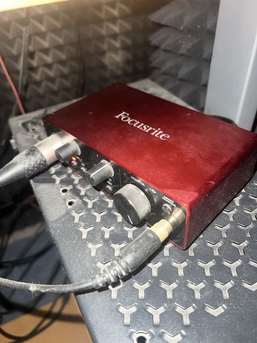 Звуковая карта focusrite