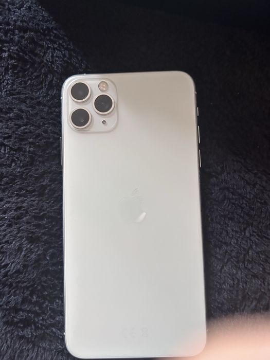 iPhone 11 Pro Max - 256GB - Alb