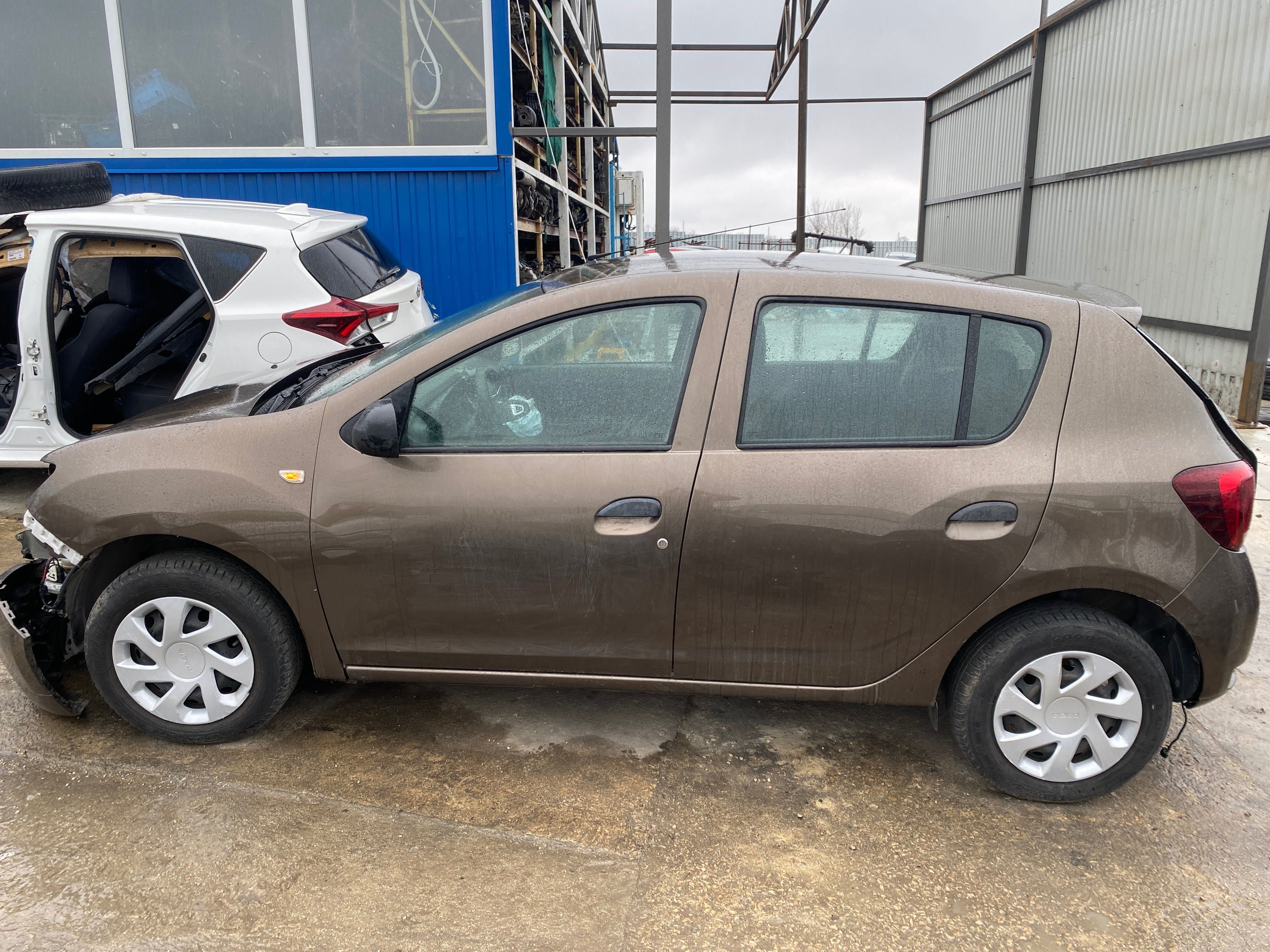 Dacia Sandero 1.0 SCe  73 кс.  2018  5 кс. двигател B4D400, 36 000