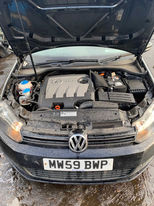 Fata completa/dezmembrari VW Golf 6 1.6 TDI cod motor CAYC