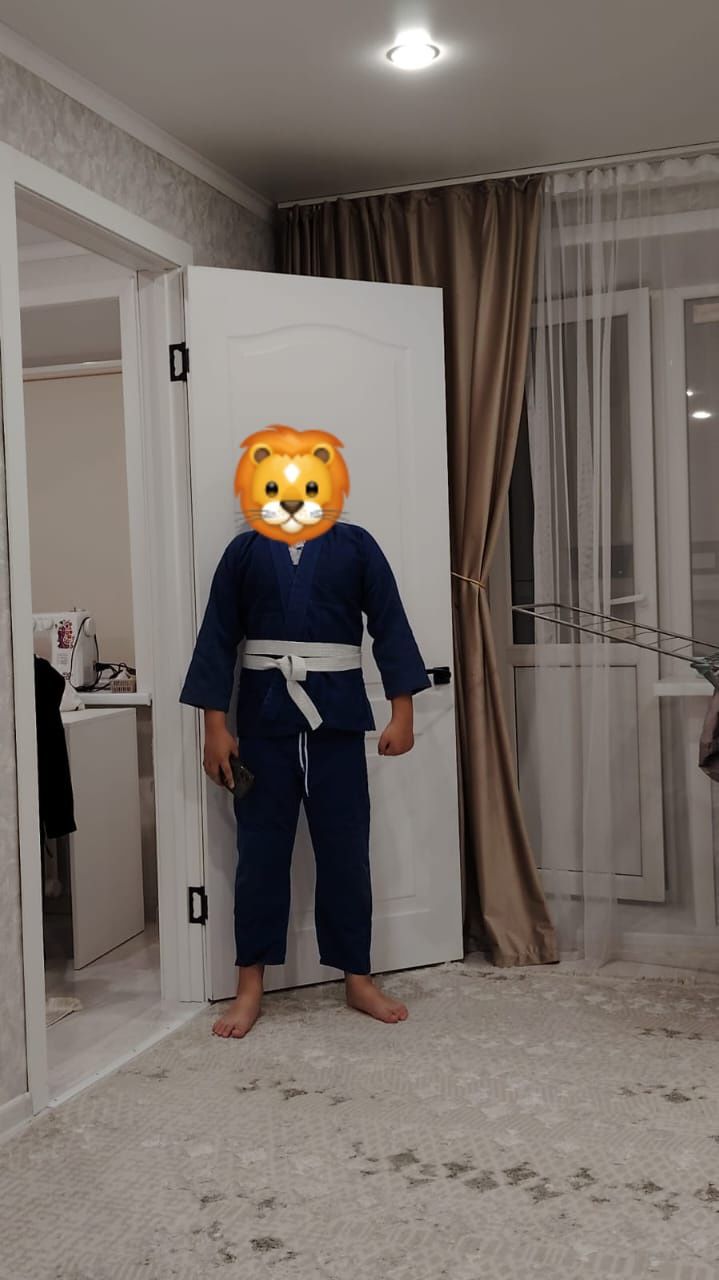 Продам кимано в отличном состоянии