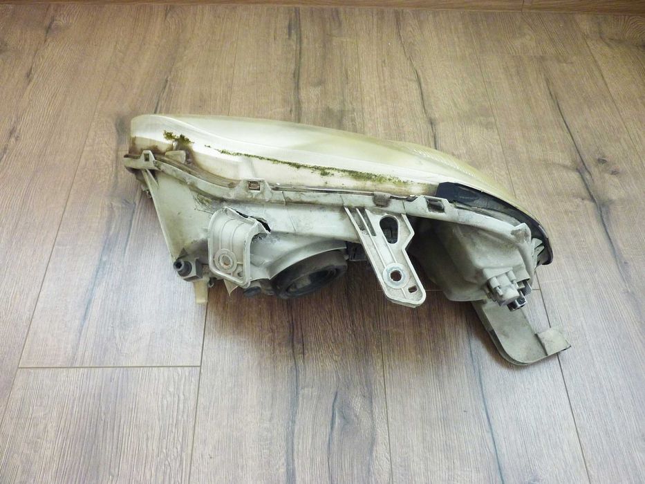 Десен фар за хонда сивик 6