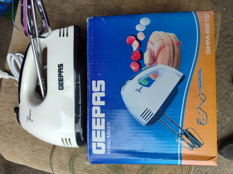 Продам миксер "GEEPAS"