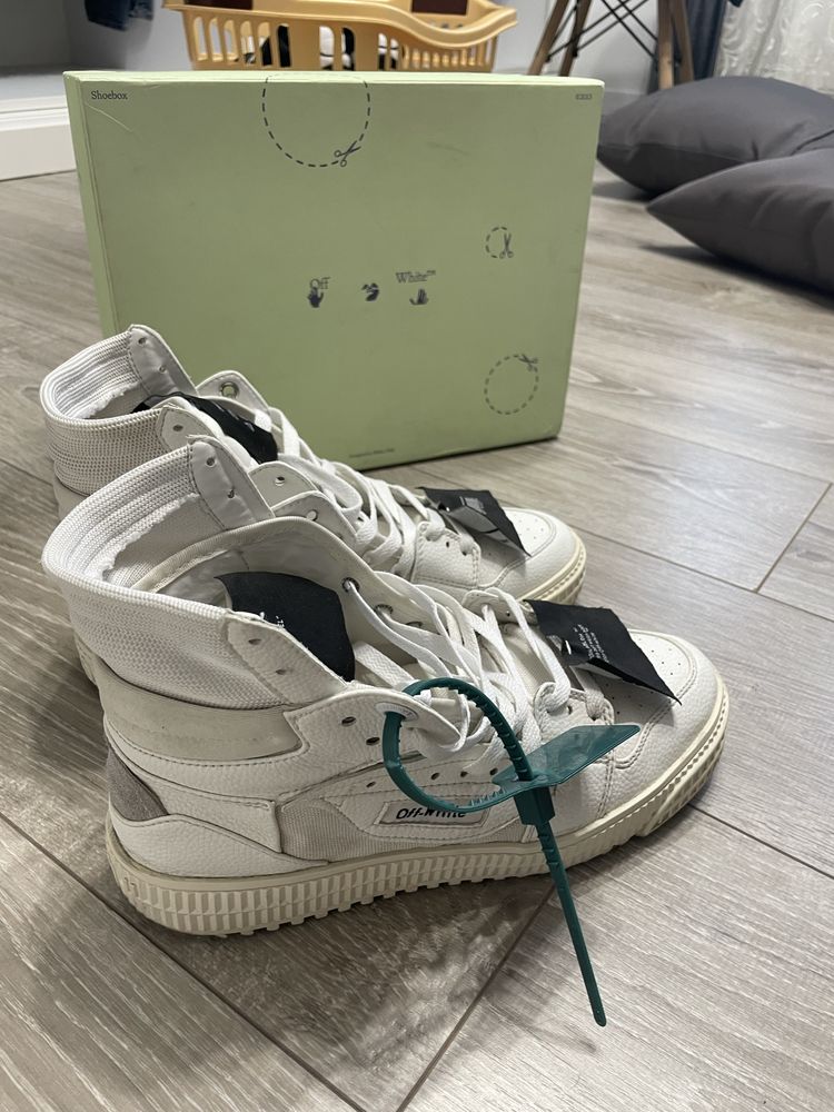 Off White court 3.0