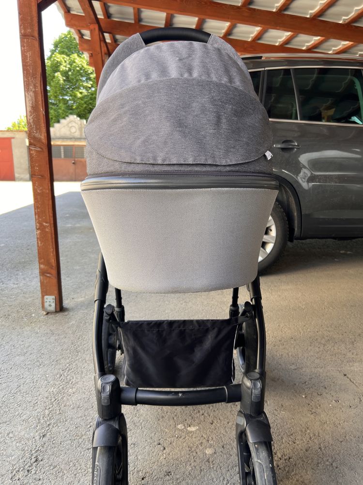 Carucior 3 in 1 Krausman Aterra Gray in state foarte buna.