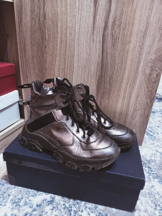 Осенние беларусские сапожки кожаные