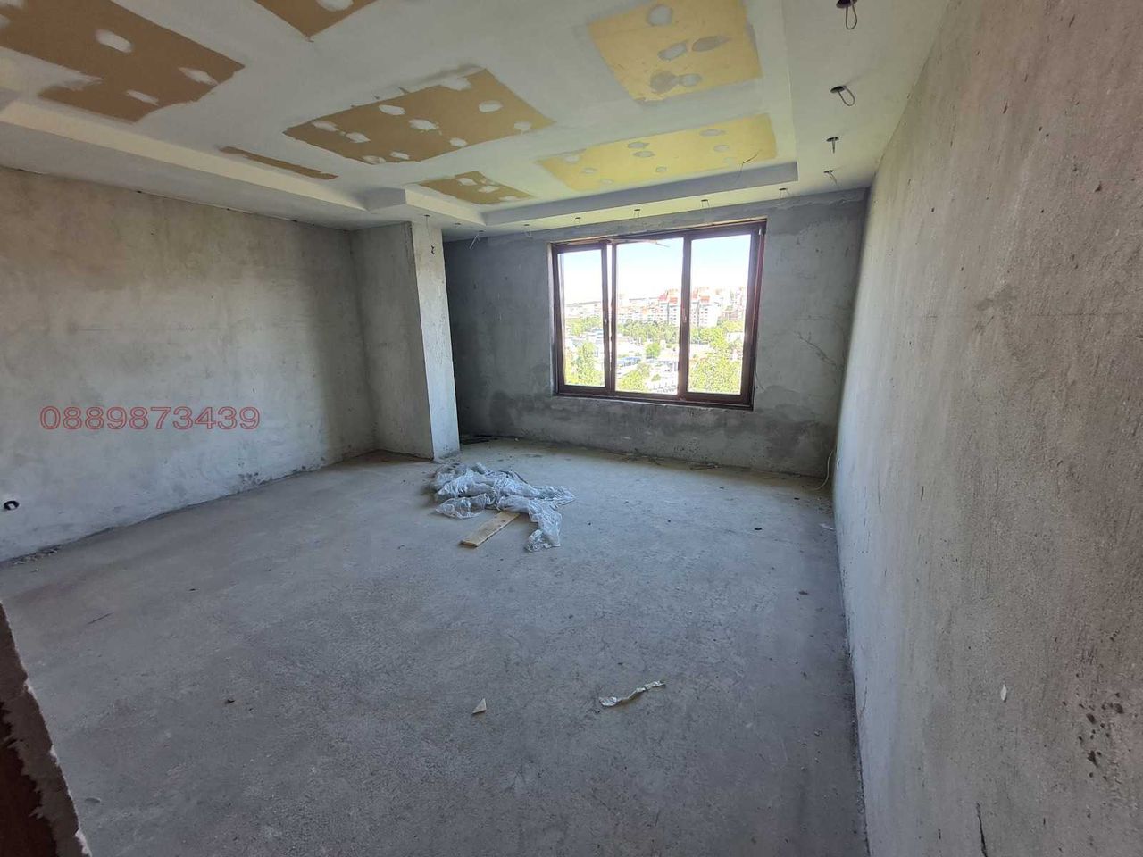 Продава се Тристаен апартамент в Велико Търново, Бузлуджа - 100 кв.м за 940 €/кв.м - Снимка #10