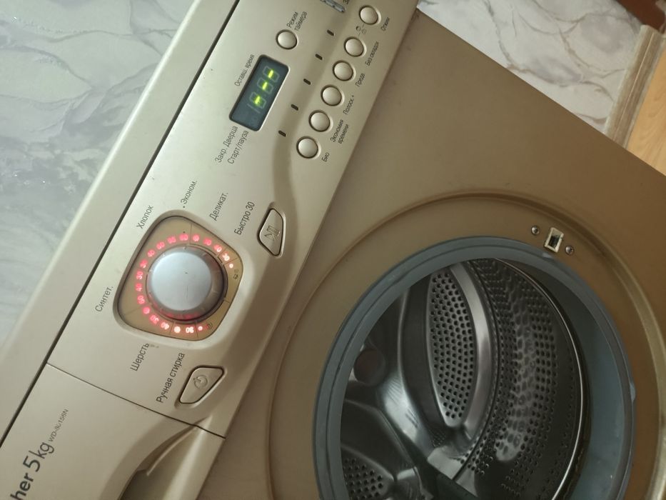 Продам стиральную машинку