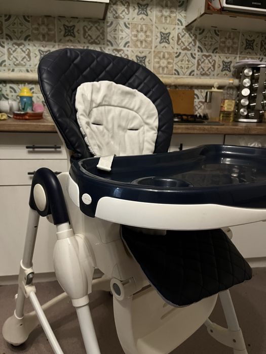 Продаю стульчик для кормления