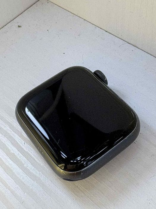 Apple Watch Series 5, Nike Edition, 40mm
