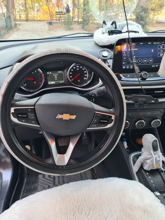 Продаётся машина  TRACKER 2