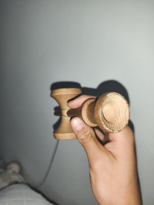 Kendama lorenzo folosită!!!