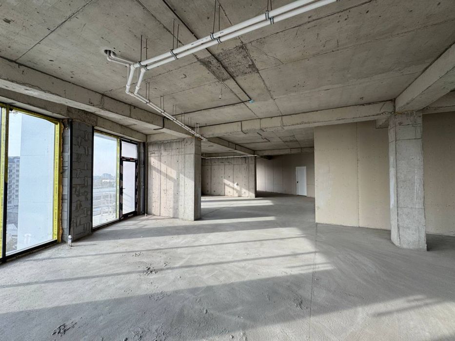 Ривьера | ул.Нурафшан - Сдается в аренду Здание вдоль дороги 3150м2