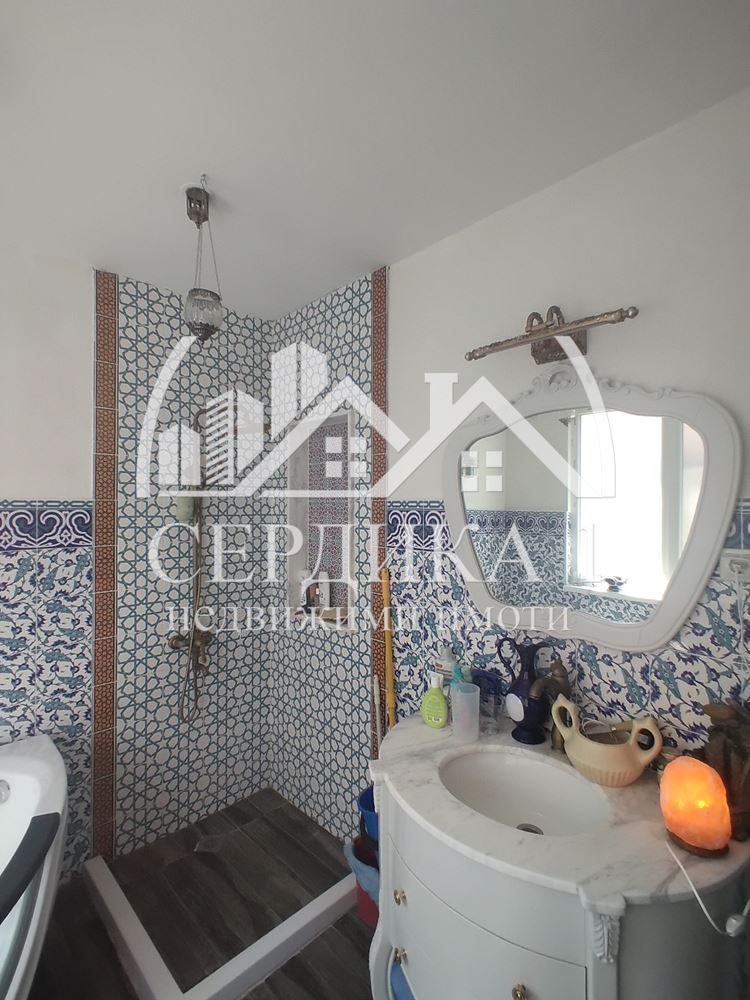 Продава се Къща в Велинград - 192 кв.м за 1039 €/кв.м - Снимка #9
