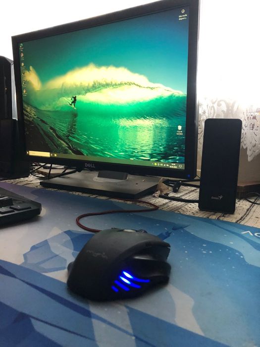 Vând calculator, monitor, mous, tastatura și mous pad