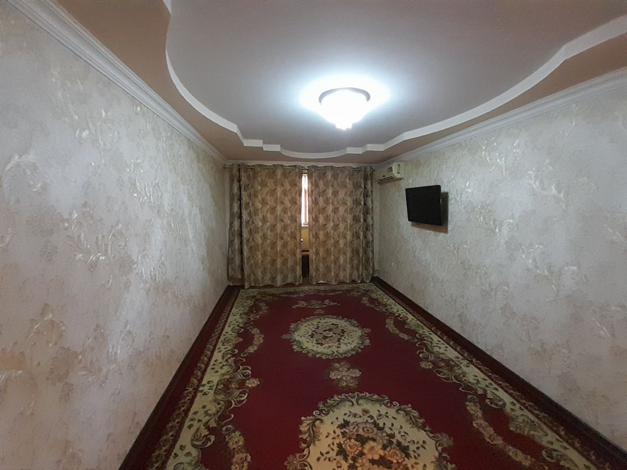 Chilonzor tumani Chilonzor metro yonida  kvartira beriladi