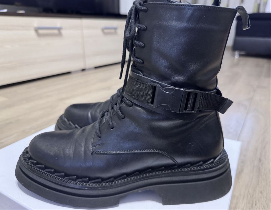 Дамски модерни боти Massimo Zardi