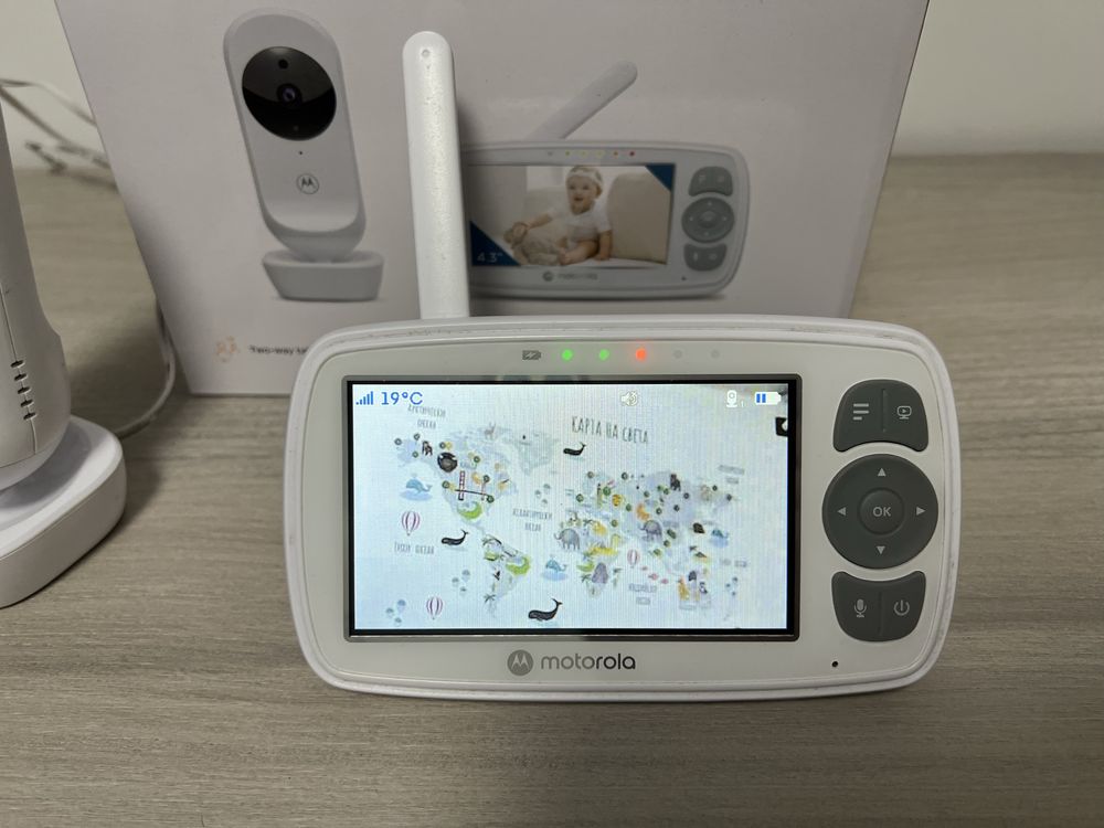 Бебефон motorola vm34
