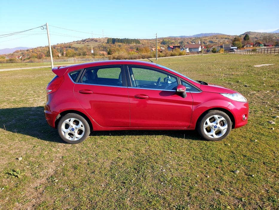 Ford Fiesta TITANIUM, benzina 1.6, 2011, euro 5