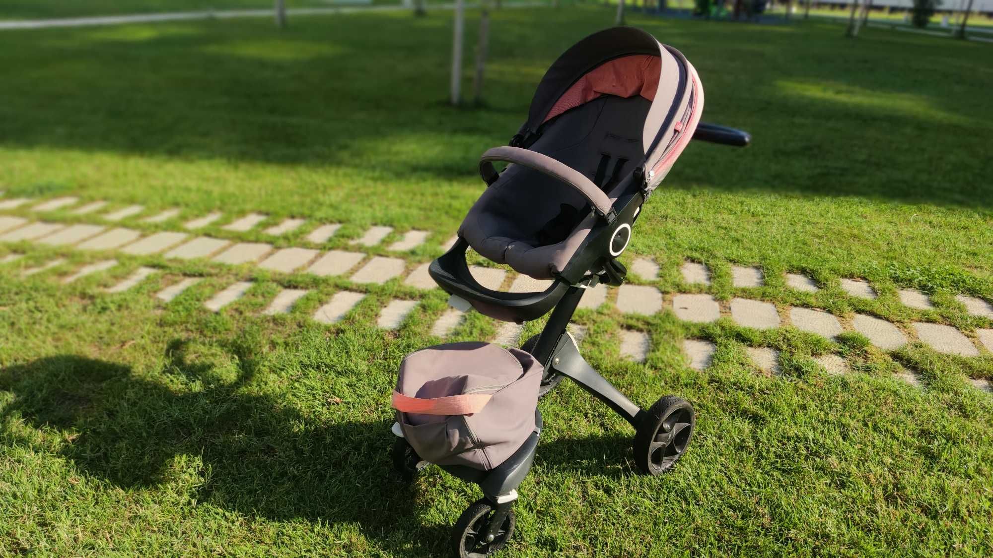 Stokke Xplory V5 Coral Limited edition