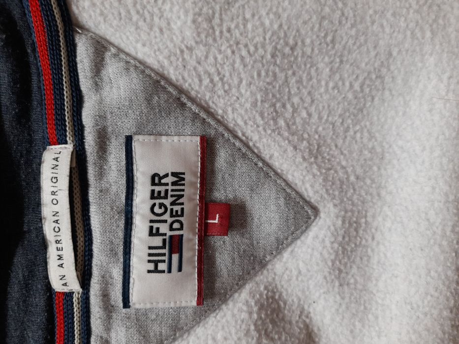 Tommy Hilfiger мъжки Суичър L размер.