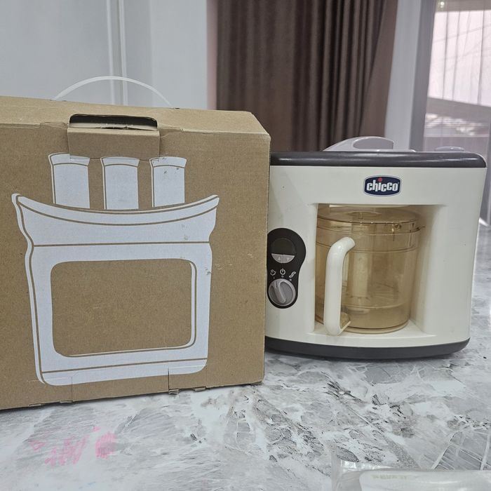 Пароварка Chicco, и станция для приготовления пюре