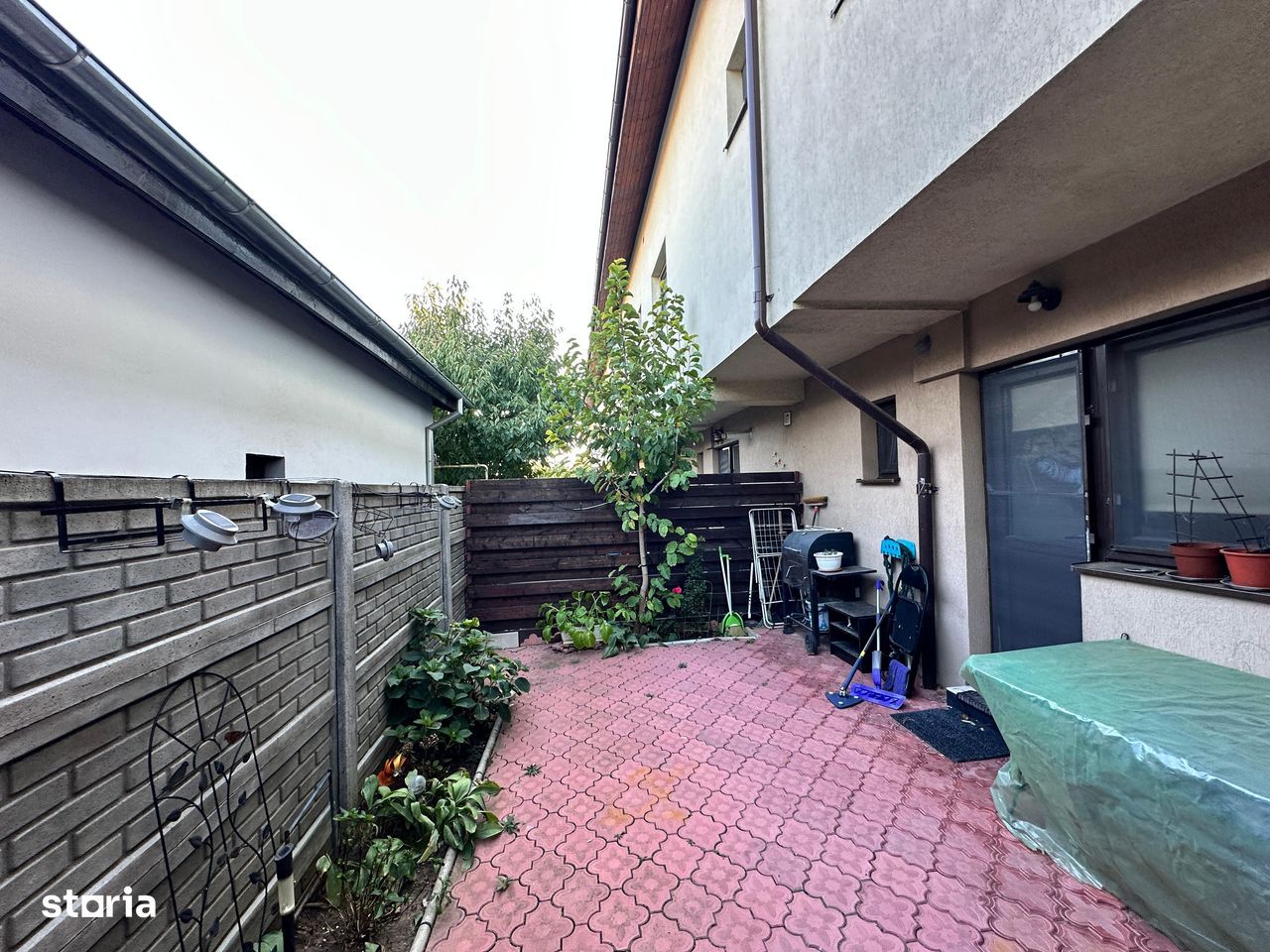 Soseaua Oltenitei-Vila P+1+M - 5 camere- 3 bai - Partial Mobilata