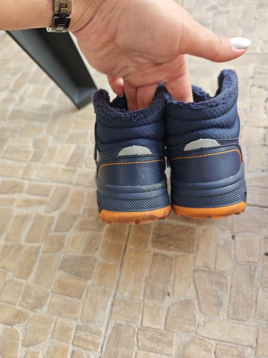 Два чифта детски ботушки за момче