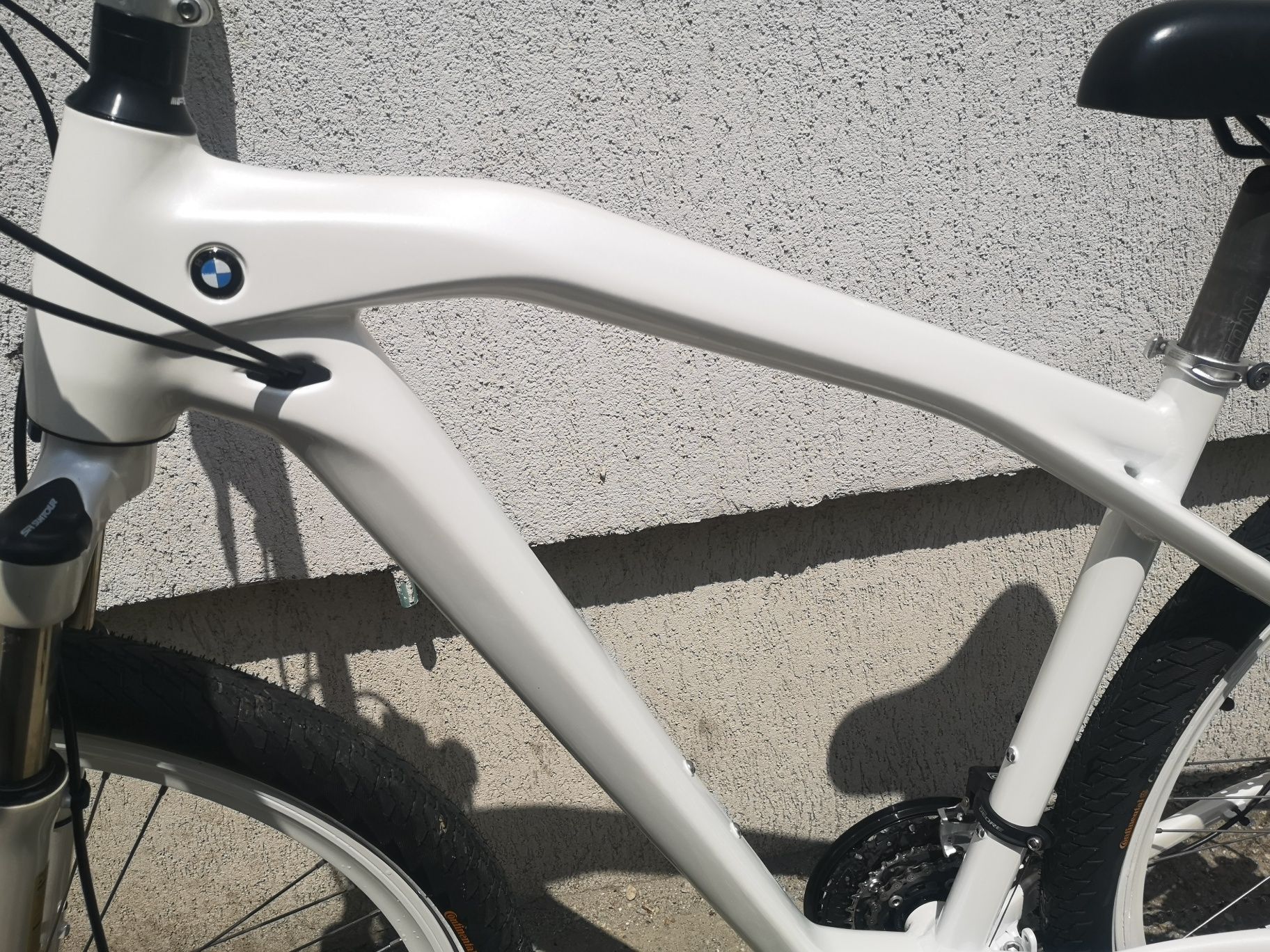Bicicleta BMW Cruise Bike 28 zoll, alb perlat, Shimano Deore 175-185cm