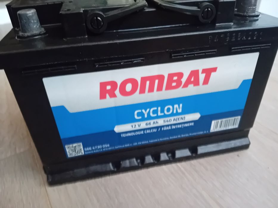 De vanzare are 66 ah