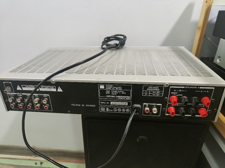 Amplificator Toshiba SB-M20