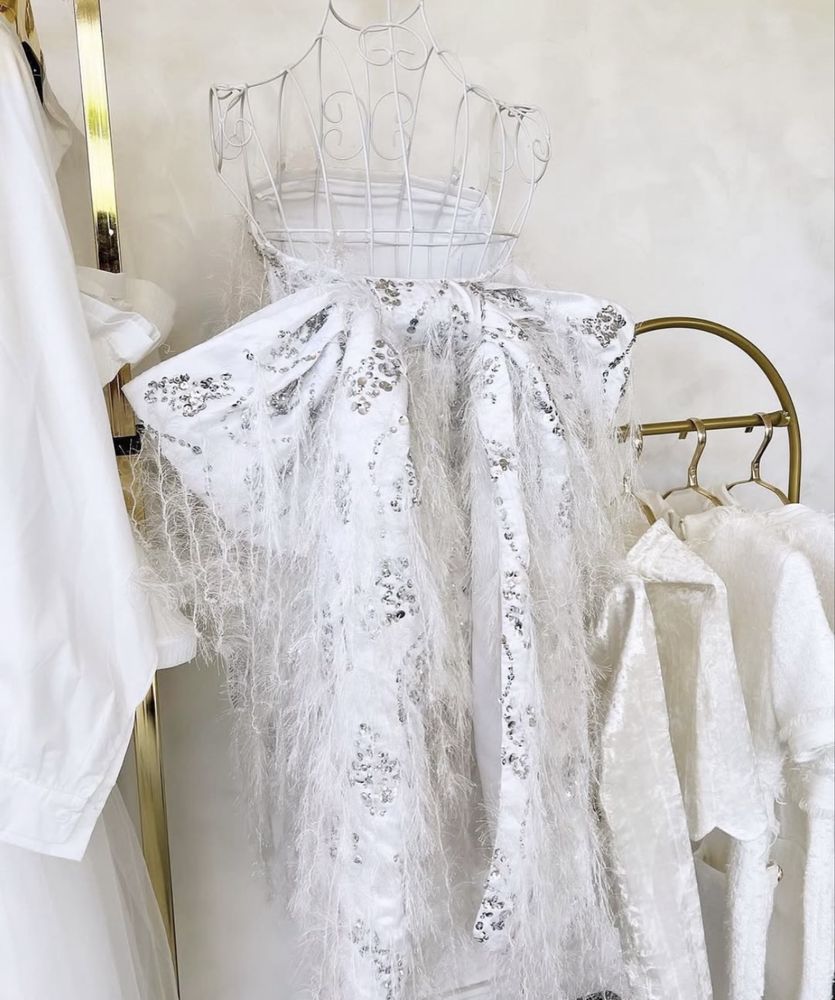 Rochie Asos superba, pretabil cununie