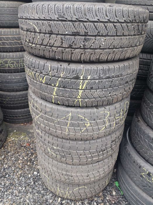 215 70 15C,4buc iarna aproape noi,MATADOR,2023
