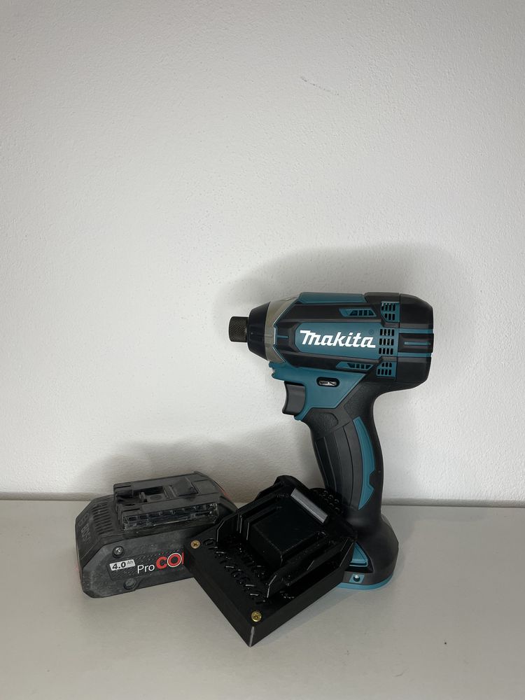 Adaptor baterii Bosch Professional la scule Makita LXT 18v