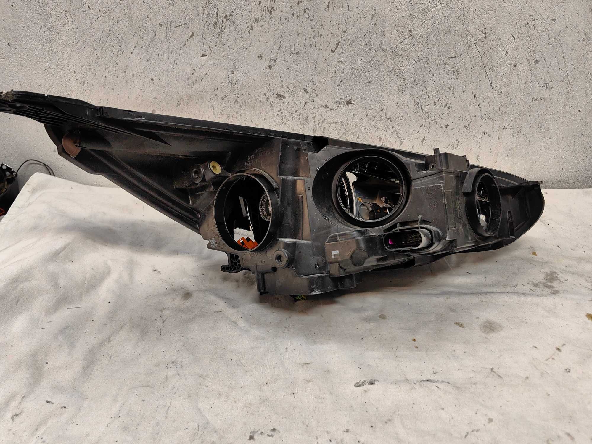 Оригинален фар Форд Фокус  Ford  Focus Led Biksenon
