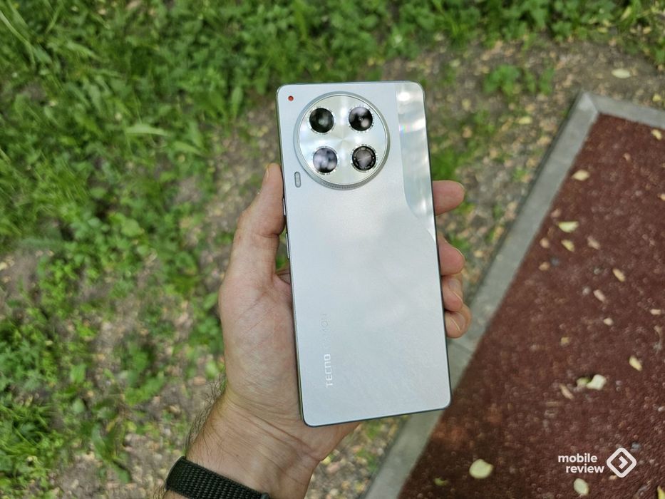 Tecno Camon 30 8/256gb официалка