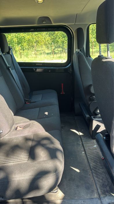 Ford custom vanzare sau schimb cu cu pamant in oras