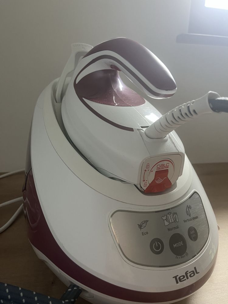 Statie de calcat Tefal