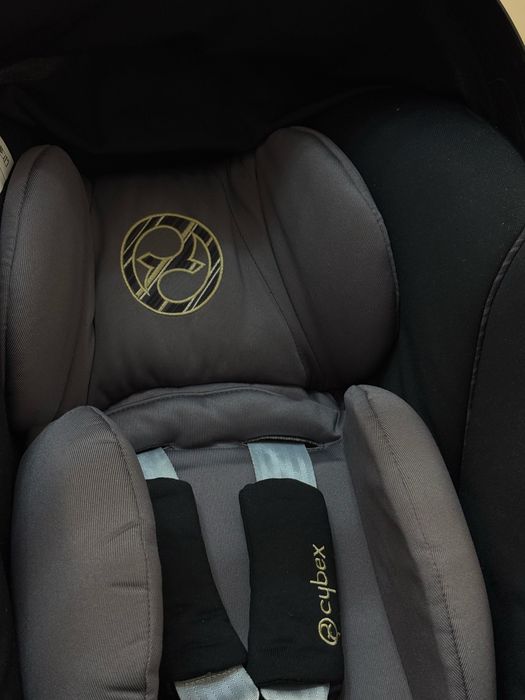Автокресло Cybex