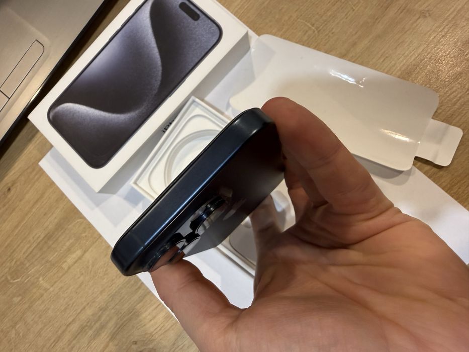 Iphone 15 pro blue 512 gb 86% baterie