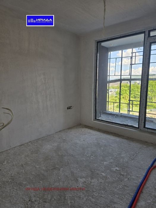 Тристаен апартамент в Младост 4 с АКТ 14!