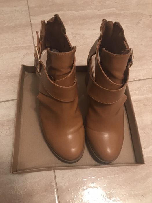 Botine pull and bear