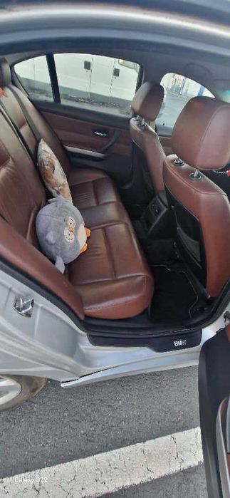 VAND BMW Seria 3 318d 2007 241000 KM