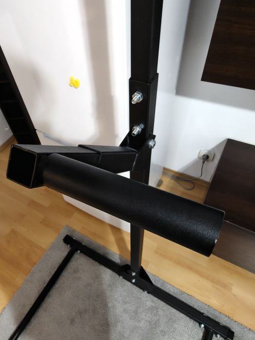 Bară tracțiuni  staționară reglabilă pe înălțime 119x102x232