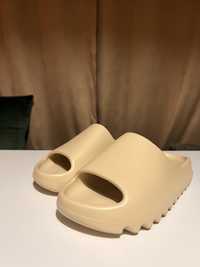 Yeezy Slide Bone